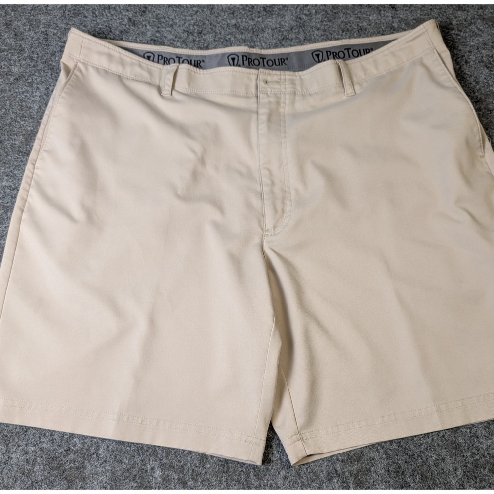 Pro Tour Men's Golf Shorts Flat Front Beige Tan Size 42 Pockets Lightweight
